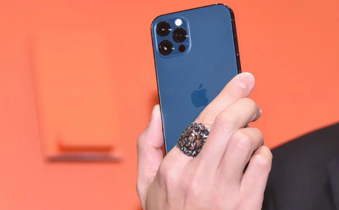 左云苹果手机维修分享iPhone12系列重启方法教程 